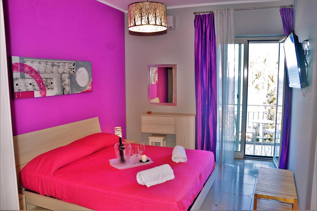 B&B A Due Passi Dal Mare Taormina Zewnętrze zdjęcie