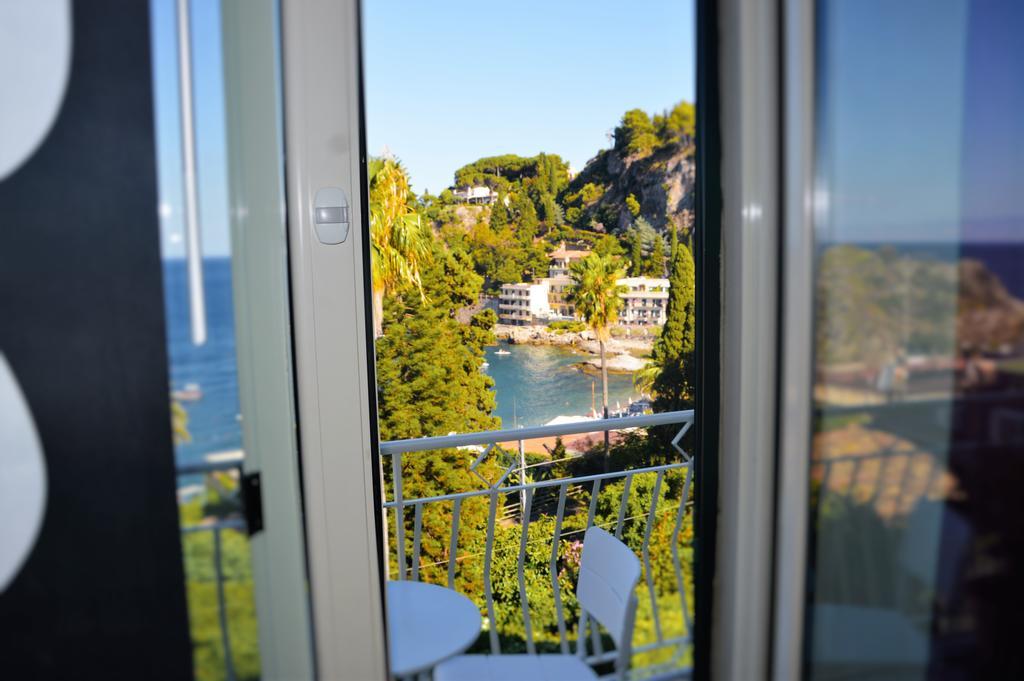 B&B A Due Passi Dal Mare Taormina Zewnętrze zdjęcie